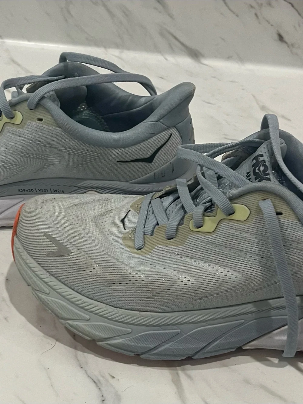 Hoka Arahi 6 Womens Running Shoes in Light Gray with Orange Accents - Picture 5 of 6